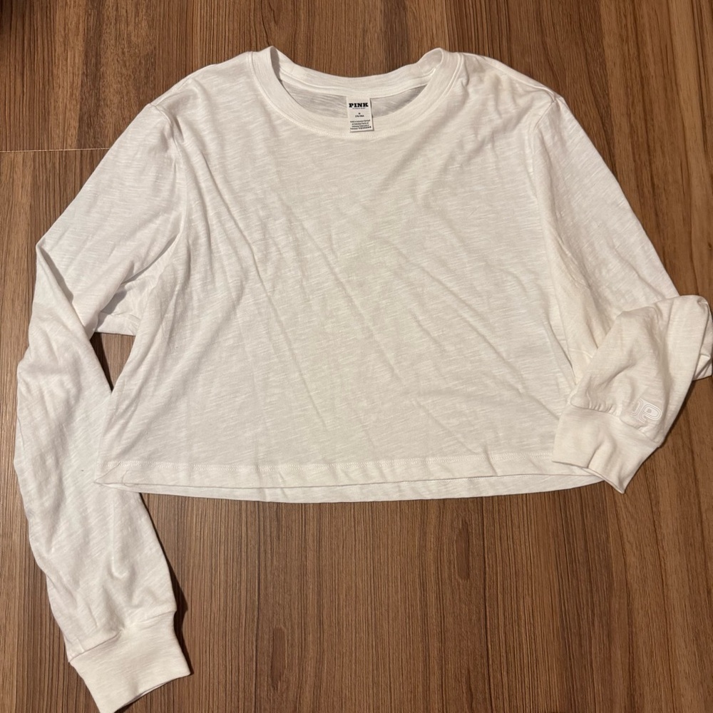 PINK Victoria's Secret White Long Sleeve Cropped Tee